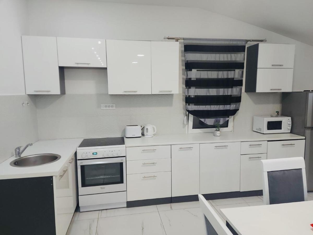 Apartman Mona 波德戈里察 外观 照片